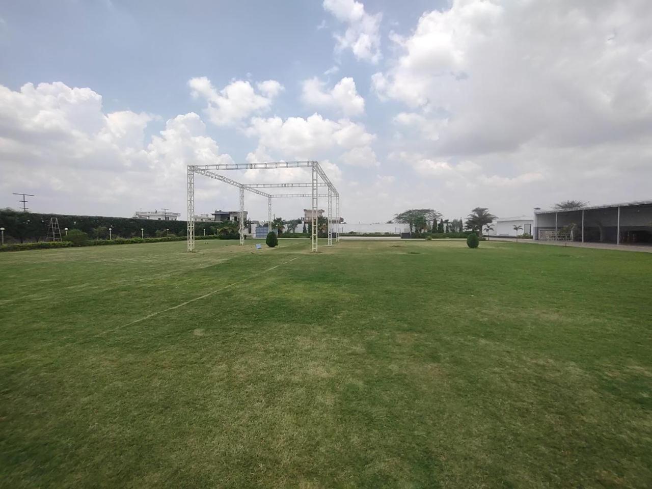 Sangam Hotel Chirawa Buitenkant foto